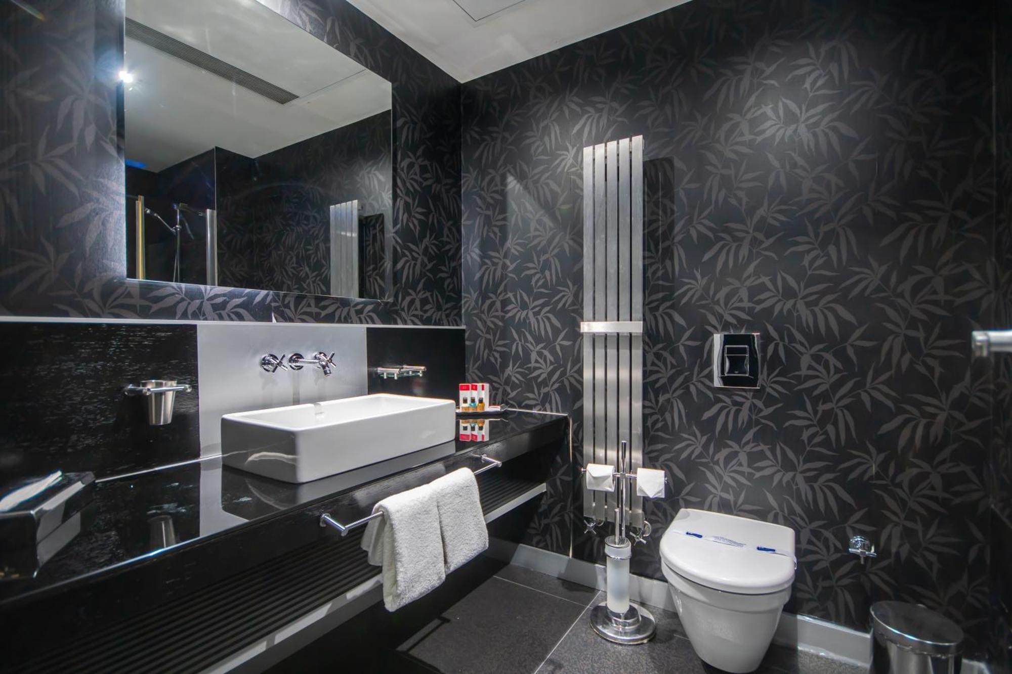Vernazza Suites Истанбул Екстериор снимка